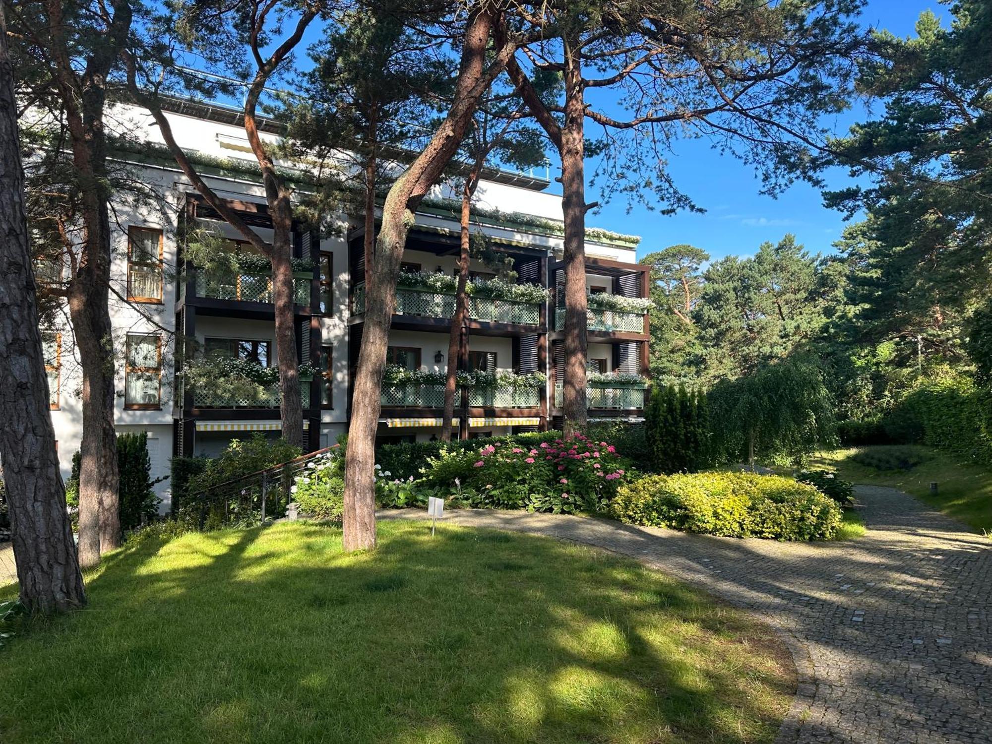 Apartament Bryza - Szczesliwa Dziewiatka Jurata Exterior photo